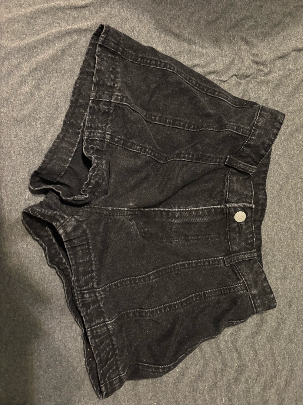 SHEIN Black High-Waist Denim Shorts